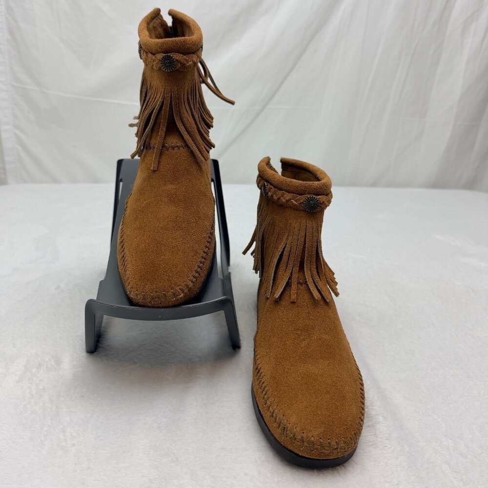 Minnetonka Moccasin Ankle Boots Women 6.5 w/Zipper Back & Fringe Accent